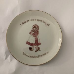 Vintage Holly Hobbie 6” deco plate